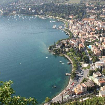 Albergo Alla Rocca Гарда Екстер'єр фото